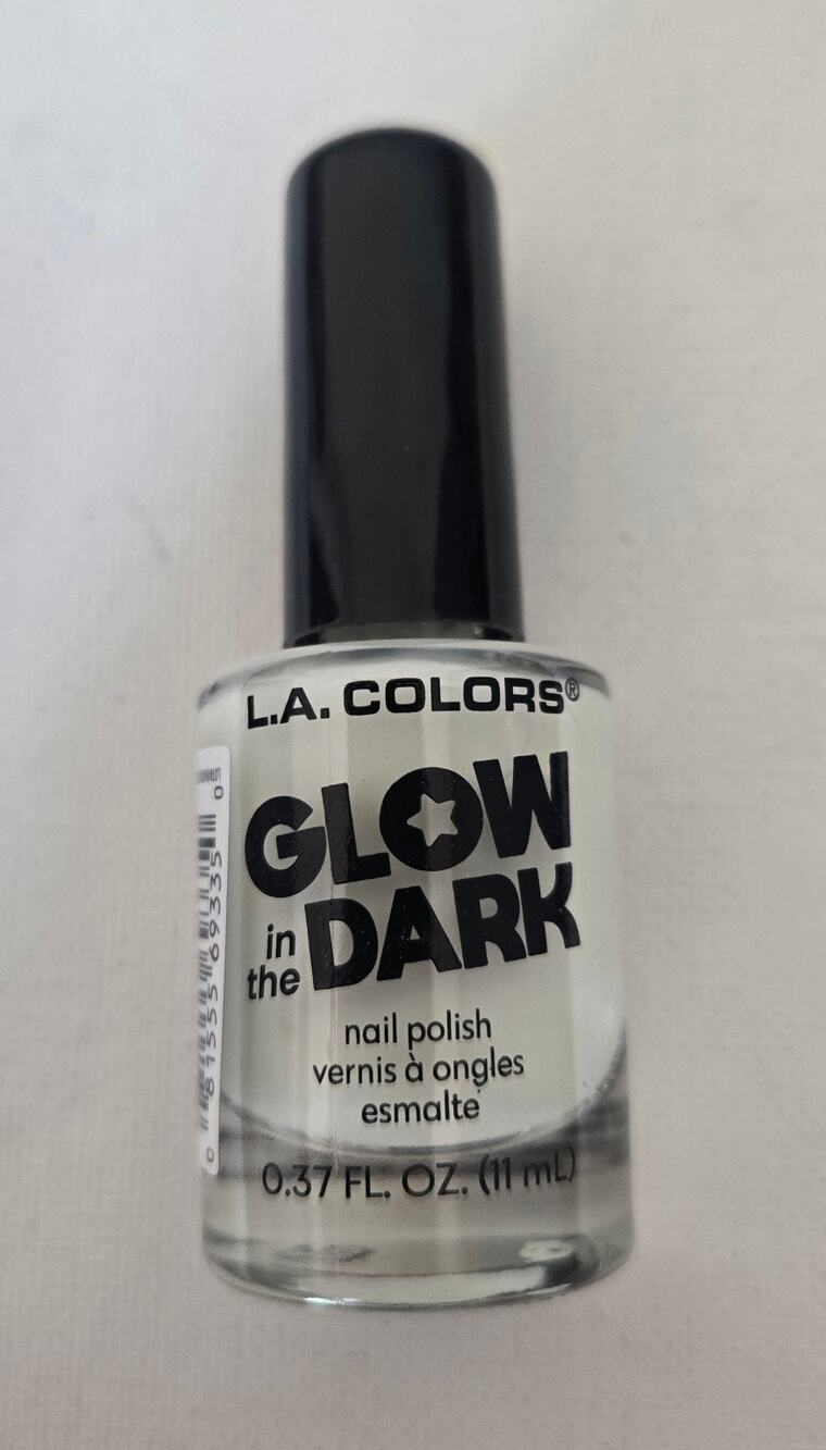 L.A. Colors Glow in the Dark Nail Polish 0.37 fl oz 11 mL Halloween